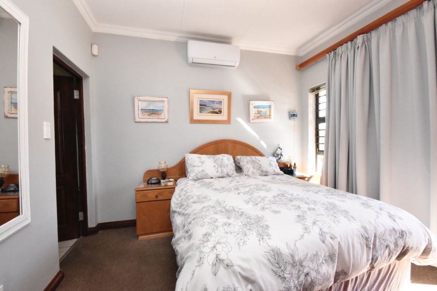 2 Bedroom Property for Sale in Waterberry Estate North West